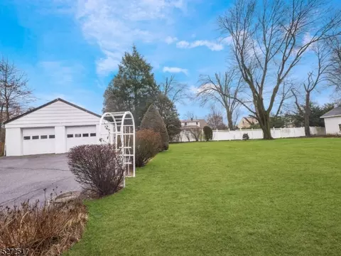 342 Valley Rd, Wayne, NJ 07470 photo 32