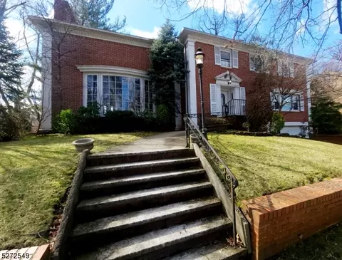 50 Carlton Pl, Rutherford, NJ 07070
