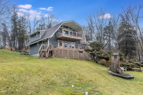 901 Wall St, Newton, NJ 07860