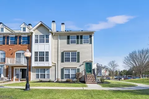 3212 French Dr #3212, Bridgewater, NJ 08807