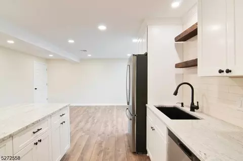 42 Summit Dr, Wantage, NJ 07461 photo 6