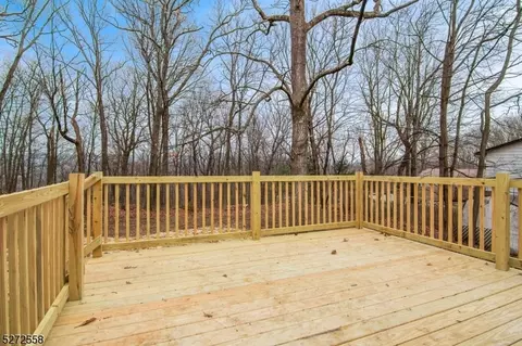 42 Summit Dr, Wantage, NJ 07461 photo 20