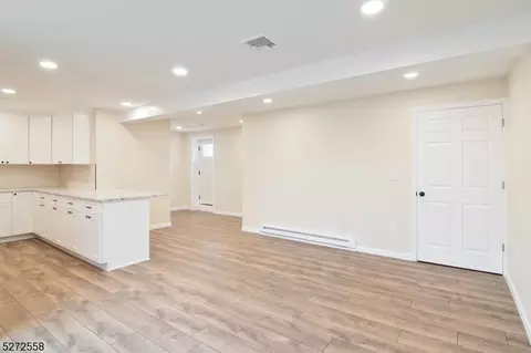 42 Summit Dr, Wantage, NJ 07461 photo 4
