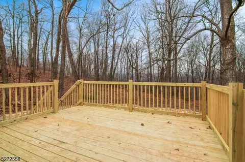 42 Summit Dr, Wantage, NJ 07461 photo 22