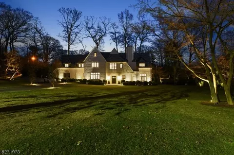 89 Eagle Rock Way, Montclair, NJ 07042