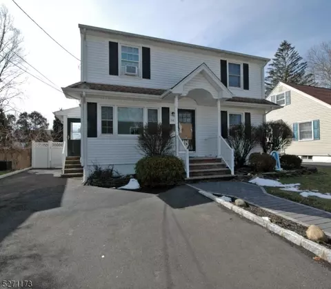 54 Ryle Ave, Little Falls, NJ 07424