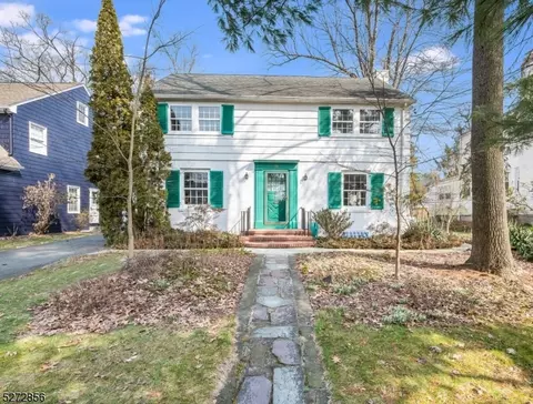 24 Birdseye Gln, Verona, NJ 07044