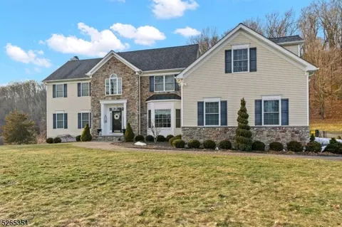 159 Wintermute Rd, Newton, NJ 07860