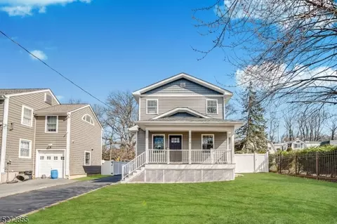 6 Glen Ave, Roseland, NJ 07068