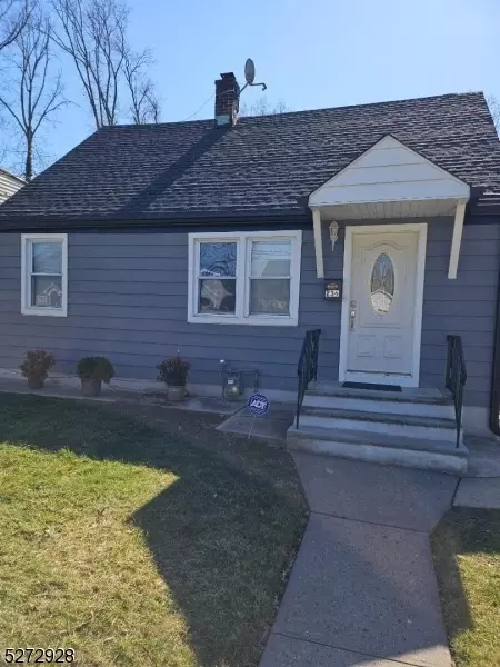 236 E 7th Ave, Roselle, NJ 07203