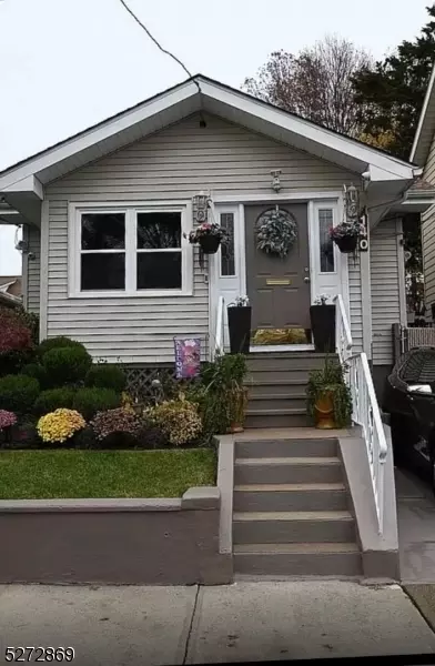 140 Headley Ter, Irvington, NJ 07111