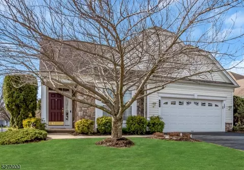 428 Breakers Ln, Franklin Twp, NJ 08873