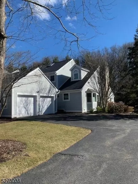 32 Bark Mill Ter, Montville, NJ 07045