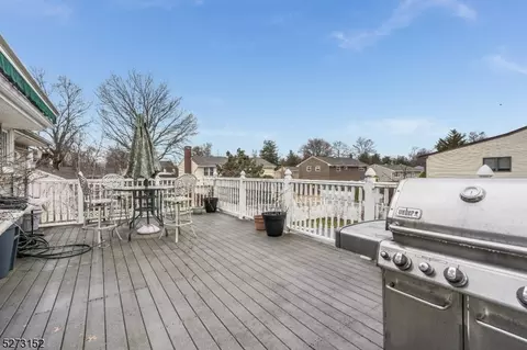 4 Lehigh Ln, Middlesex, NJ 08846 photo 25