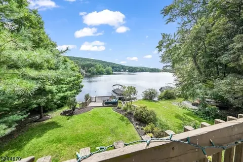 377 Lake Shore Dr, West Milford Twp, NJ 07421