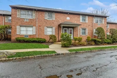 206 Main St #14A, Millburn, NJ 07041