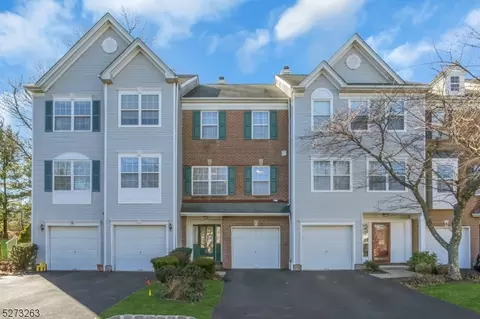 11 Prescott Ct, Bernards, NJ 07920