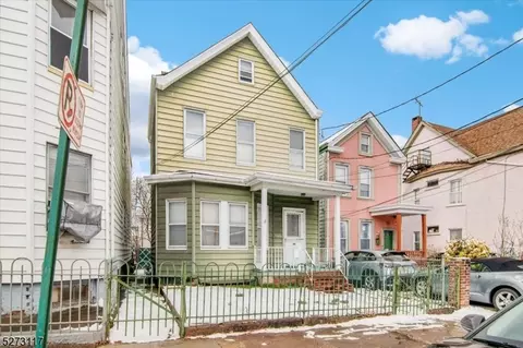 76 E 20th St, Paterson, NJ 07513