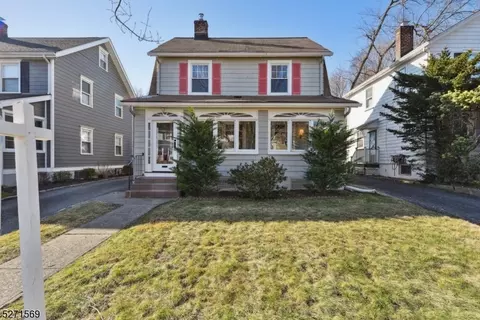 27 Dodd St, Montclair, NJ 07042