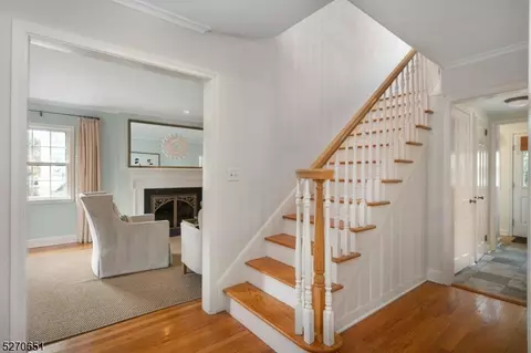 9 Midland Ter, Summit, NJ 07901 photo 4