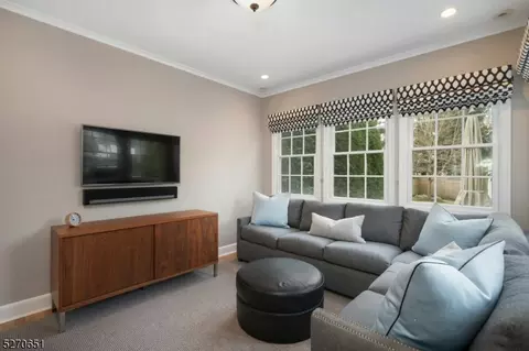 9 Midland Ter, Summit, NJ 07901 photo 7