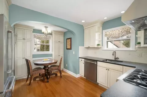 9 Midland Ter, Summit, NJ 07901 photo 11