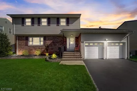 114 John St, Clark, NJ 07066