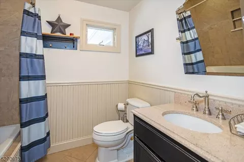 8 Hooker Ave, Middlesex, NJ 08846 photo 20