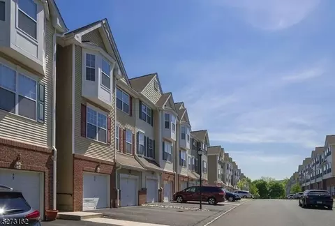 132 Conover Ter, Lebanon, NJ 08833