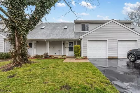 216 Buckingham Way, Somerset, NJ 08873