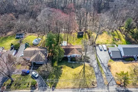 439 Rifle Camp Rd, Woodland Park, NJ 07424