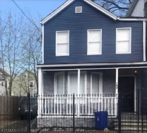 165 3rd St, Newark, NJ 07107