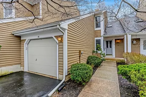 40 Stone Run Rd, Bedminster, NJ 07921