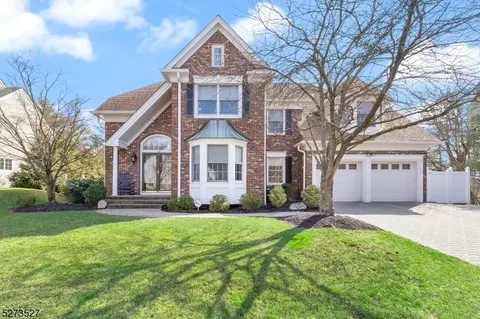 12 Puddingstone Way, Warren, NJ 07059