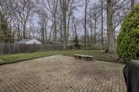 57 Independence Dr, Roselle, NJ 07203 photo 16
