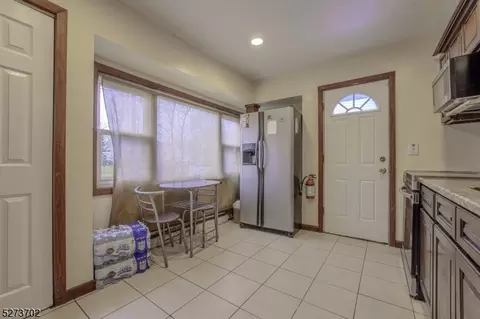 57 Independence Dr, Roselle, NJ 07203 photo 7