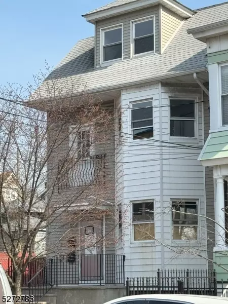 890 S 14th St, Newark, NJ 07108