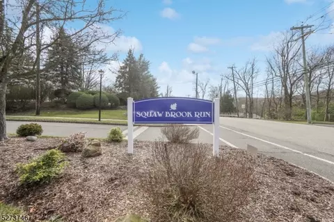52 Hunter Rd #52, North Haledon, NJ 07508