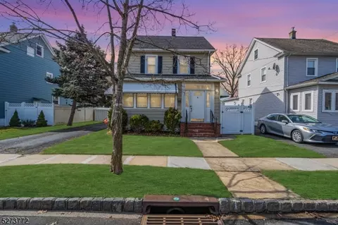 618 Donald Pl, Roselle Park, NJ 07204