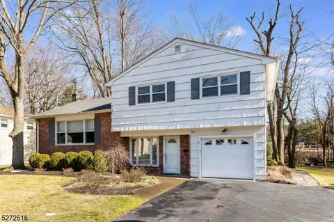 20 Brook Pl, West Orange, NJ 07052