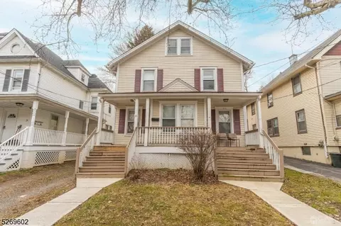28 Harrison St, Morristown, NJ 07960
