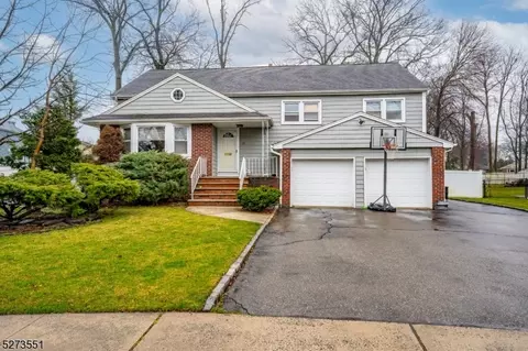 18 Janet Ln, Springfield, NJ 07081