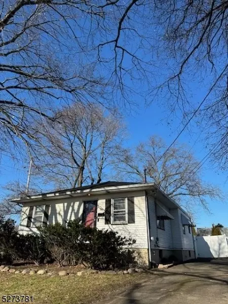 525 Dalay Pl, Bound Brook, NJ 08805