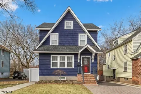 41 Crescent Rd, East Orange, NJ 07017