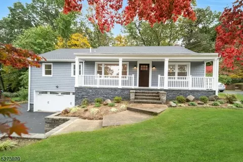 155 Sicomac Ave, Midland Park, NJ 07432