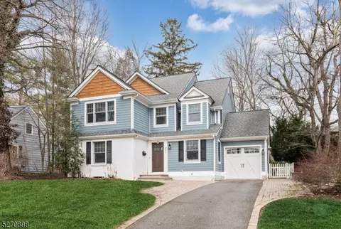 601 Ackerman Ave, Ho Ho Kus, NJ 07423
