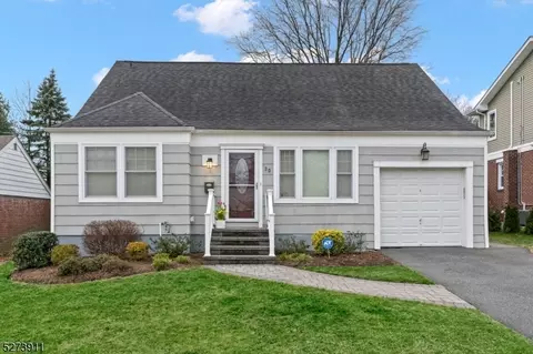 30 Lowe Ave, Fair Lawn, NJ 07410