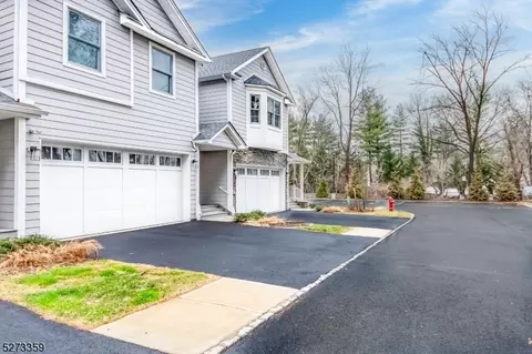 165 Ridgedale Ave #6, Florham Park, NJ 07932