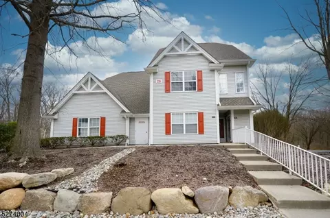 2603 Tudor Dr, Pompton Plains, NJ 07444
