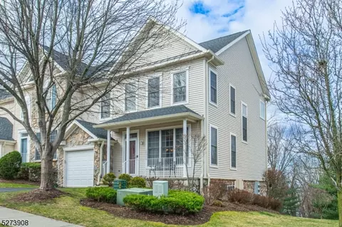 26 Rolling Views Dr, Woodland Park, NJ 07424